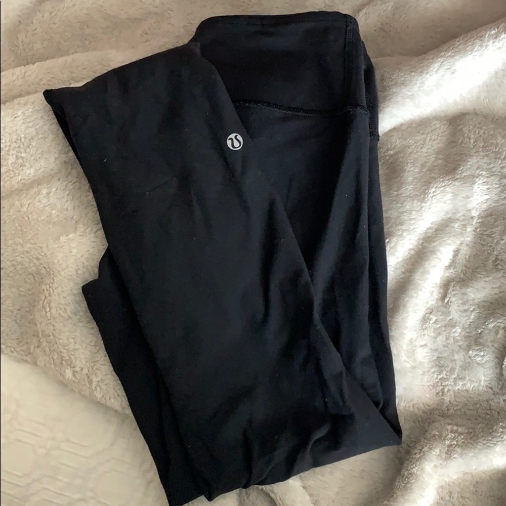 Lululemon Wunder Under - Size 6, black